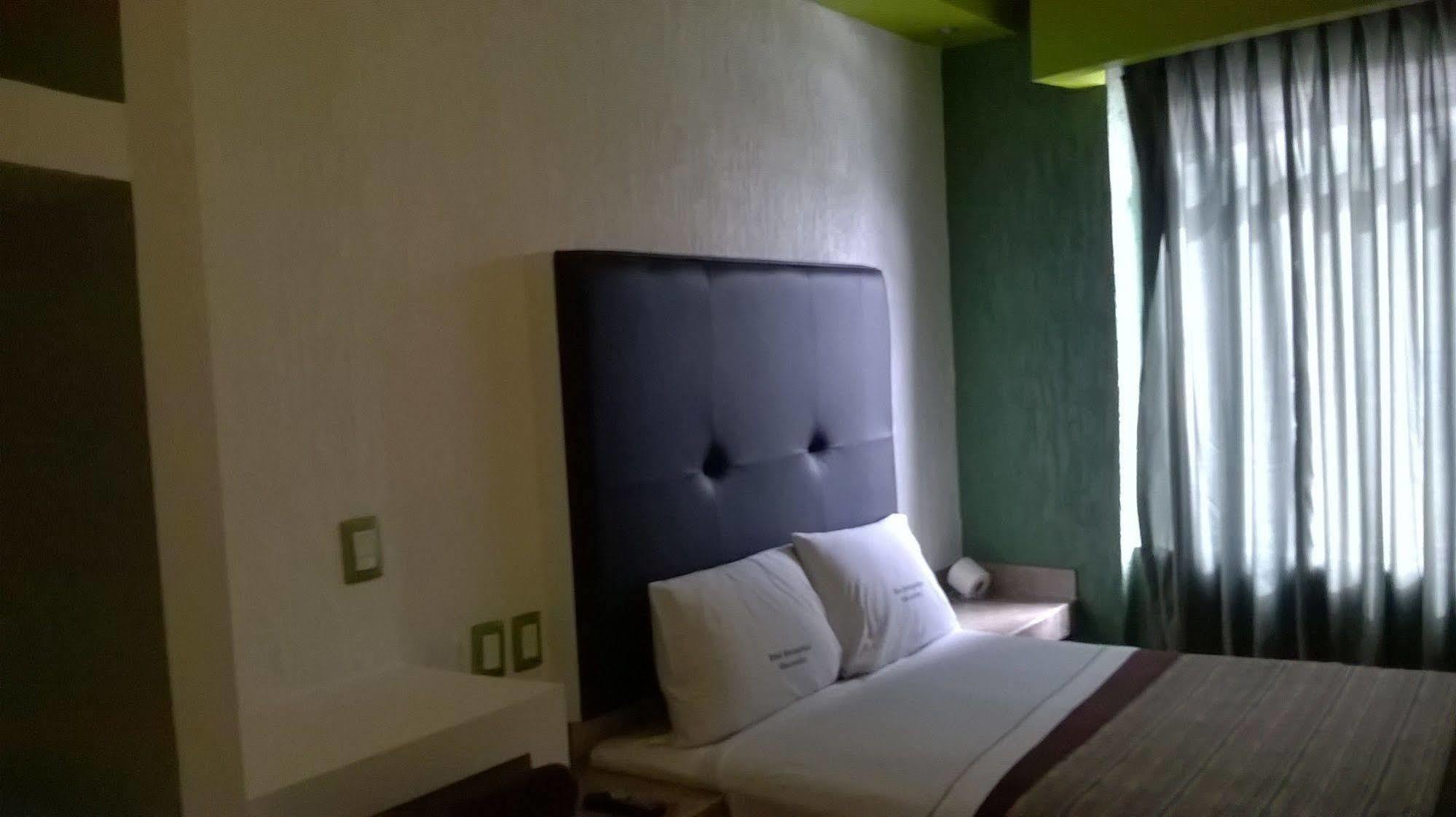 Hotel Metropolitan Guadalajara Exteriör bild